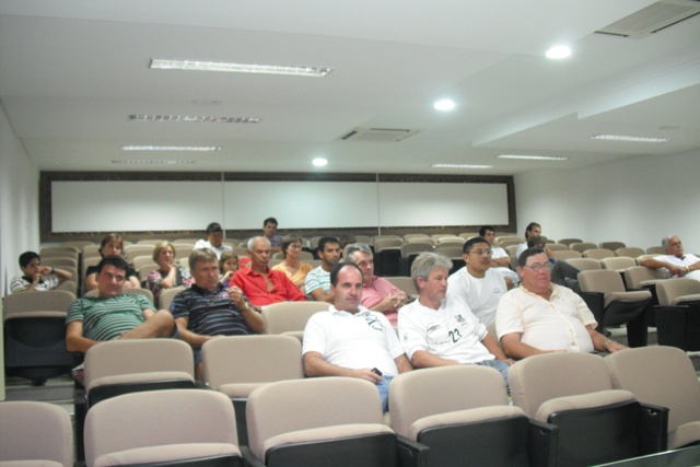 https://camaraguabiruba.sc.gov.br/upload/noticias/2011/03/land_md_fotos-da-sessao-da-camara-dia-22-03-2011-003.jpg