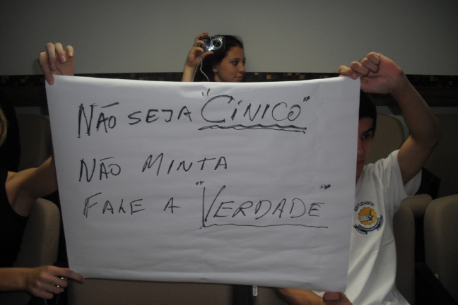 https://camaraguabiruba.sc.gov.br/upload/noticias/2011/04/land_md_fotos-da-sessao-da-camara-dia-12-04-2011-019.jpg