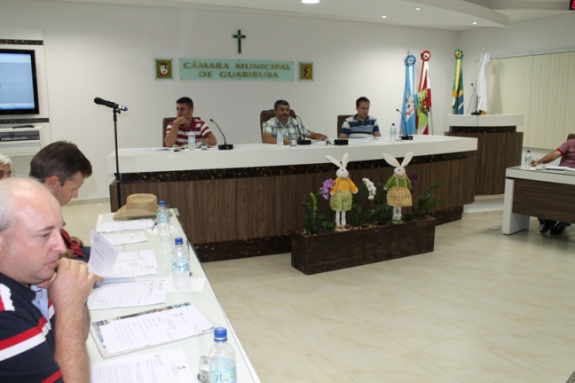 https://camaraguabiruba.sc.gov.br/upload/noticias/2013/02/land_md_fotos-19-de-fevereiro-004.jpg