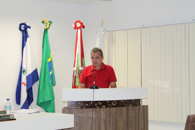 https://camaraguabiruba.sc.gov.br/upload/noticias/2014/03/land_md_1ba98868dc2876d04a58c0b58d289026.jpg