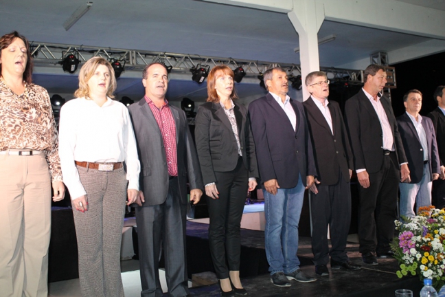 https://camaraguabiruba.sc.gov.br/upload/noticias/2014/06/land_md_e4eb0f4ff92d21158c2b15c4453a37cf.jpg