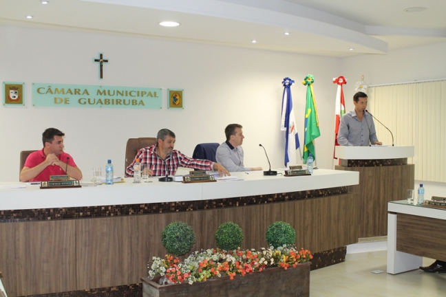 https://camaraguabiruba.sc.gov.br/upload/noticias/2014/08/land_md_53fe83571e8645ade2675a330b6c4aaa.jpg